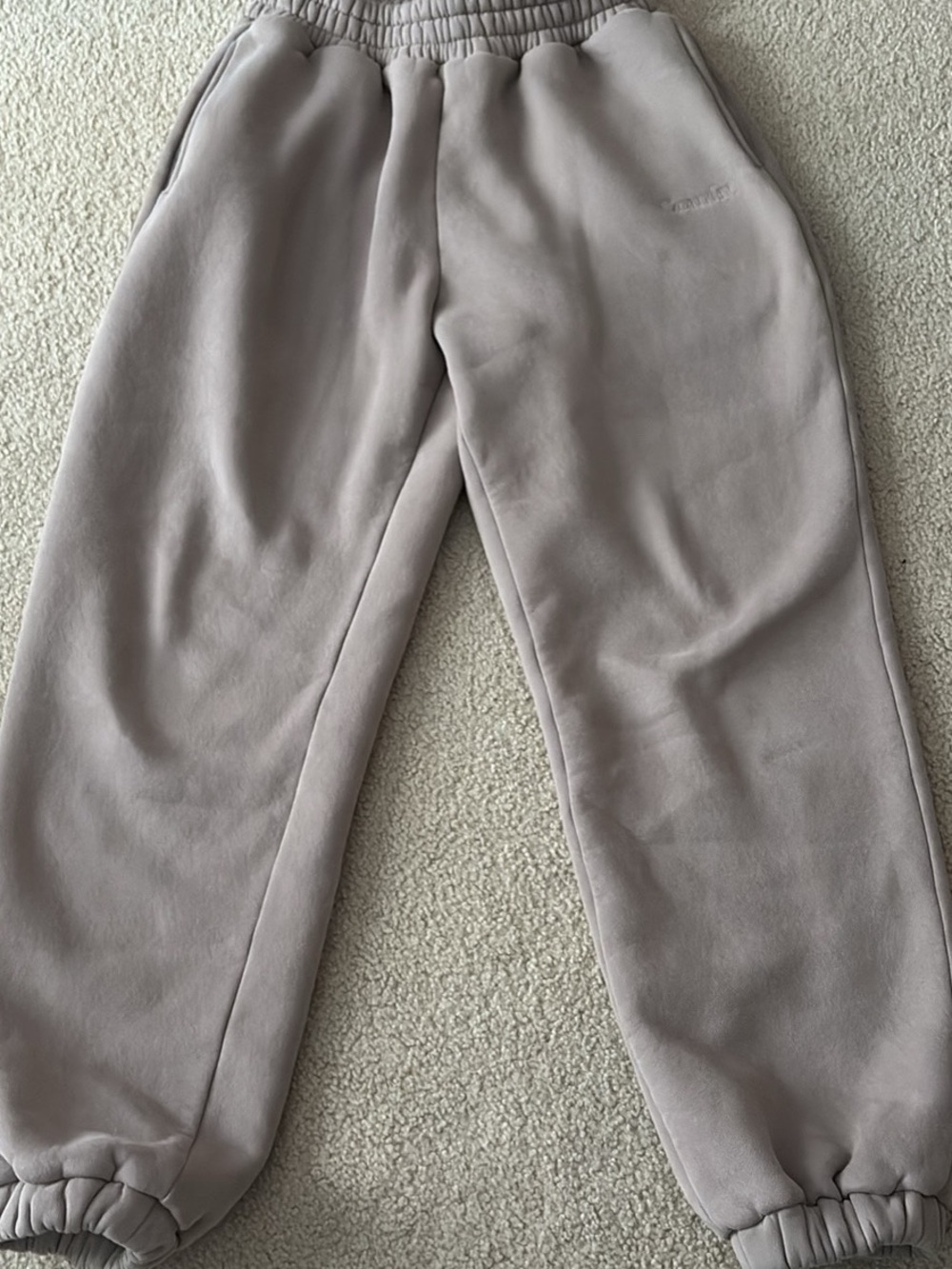 Men's Relaxed Fleece Joggers in Light Taupe